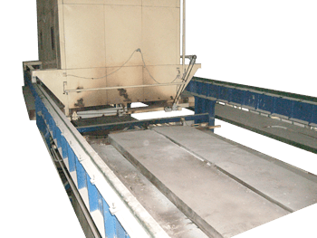 Glass Racks Is Transfered From Pre-Heating Oven Lower Down Into Chemical Ion Exchange Tank Via Its Top Door Access Glass Racks Is Transfered From Pre-Heating Oven Lower Down Into Chemical Ion Exchange Tank Via Its Top Door Access